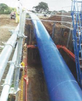 Las tuberías son soldadas a un máximo de 70 metros de longitud